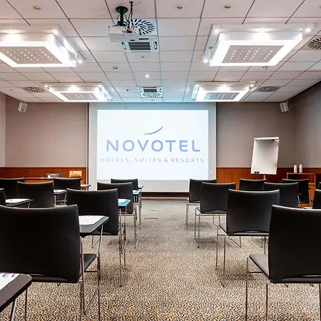 Novotel Est 4*
