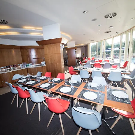 Otel Novotel Est 4*