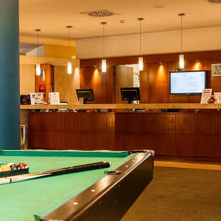 Novotel Est מלון
