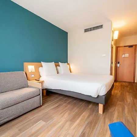 Novotel Est Hotel