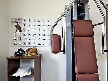 Hotel Novotel Est 4*