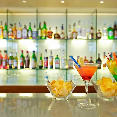 Novotel Est 4*