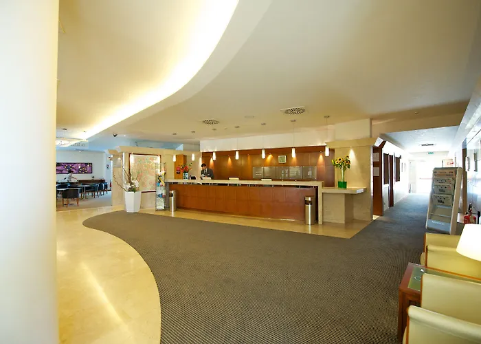 ノボテル エスト 4*