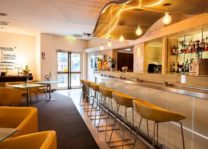 ノボテル エスト 4* ローマ