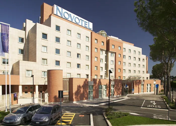 ノボテル エスト