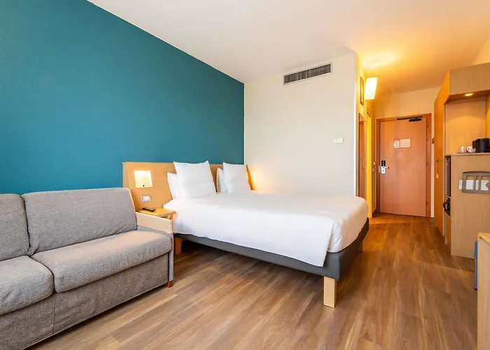 ホテル ノボテル エスト 4*