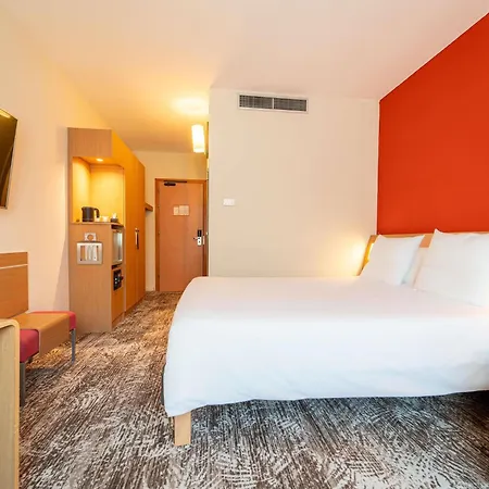 酒店 罗马东部诺富特酒店 4*